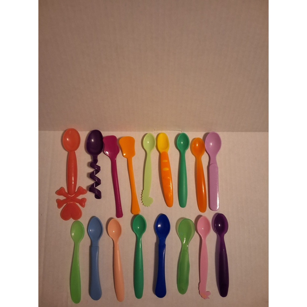 17 Baby Spoons. A Variety Of Brands.